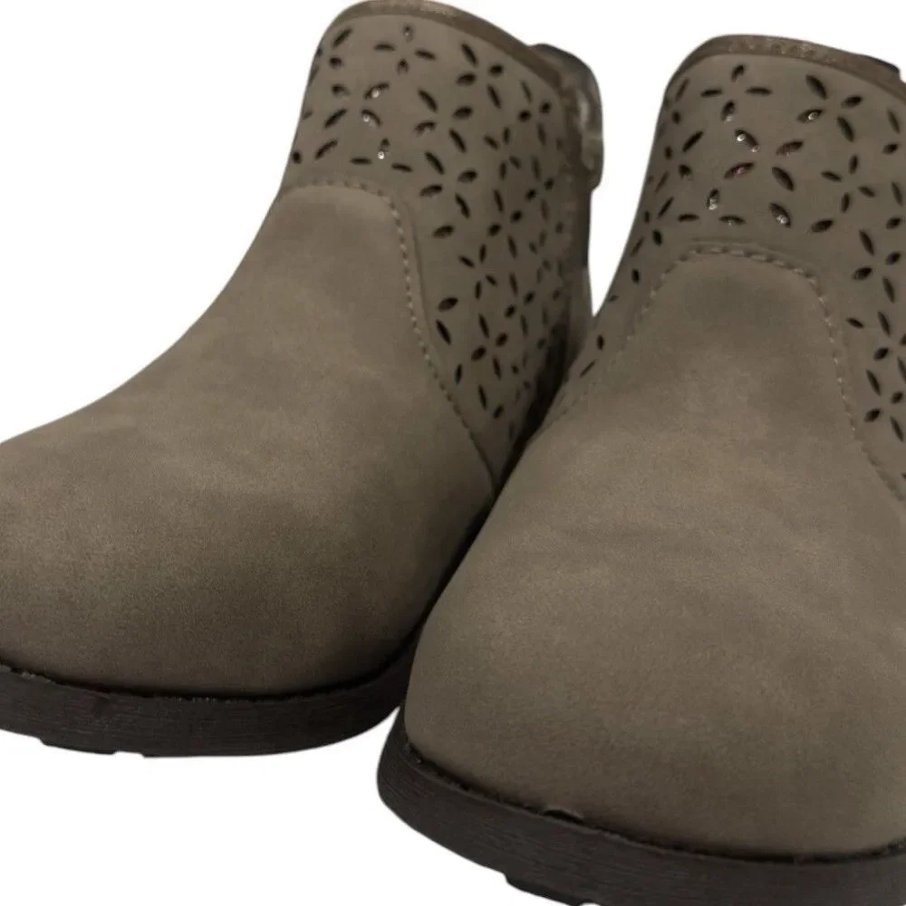 OshKosh Estell Ankle Boots Girls Size 1M Taupe Gray Laser Cut Glitter Booties